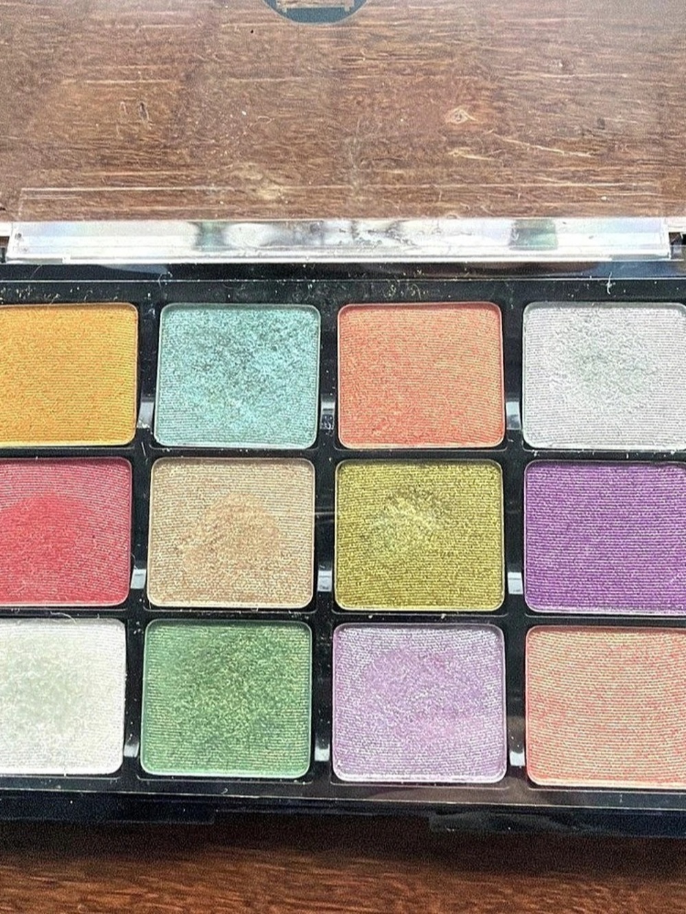 Viseart VPE 12 COY 12-Color Eyeshadow Palette NWT